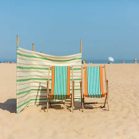 With Terrace In Ostend, Cleaning Included אוסטנדה