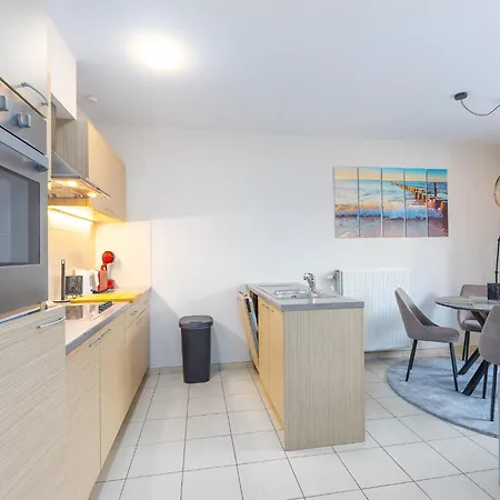 דירה With Terrace In Ostend, Cleaning Included אוסטנדה